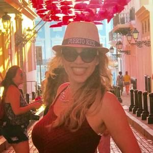 Meet your Posher, Lucy